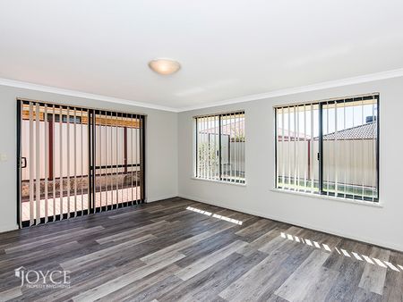 14 Bethwyn Circuit, Madeley WA 6065 - Photo 3