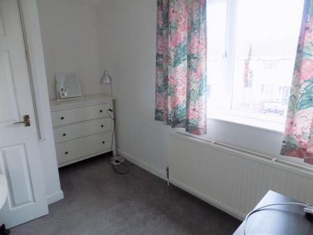 2 bedroom semi-detached house to rent - Photo 3