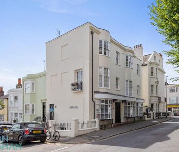 3 bedroom apartment to rent - Photo 2