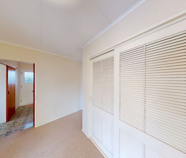 Westbrook - 3 bedrooms - Photo 6