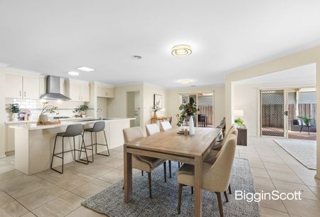 Home That Ticks All the Boxes with access to Swimming Pool and Gym. - Photo 2