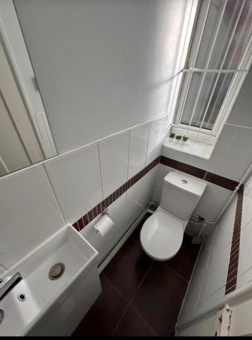 3 Bed Flat, Balin House, SE1 - Photo 2