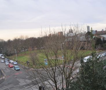 99, Denmark Road, SALFORD - Photo 6