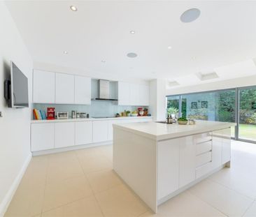 6 BED Detached house To rent - Photo 4