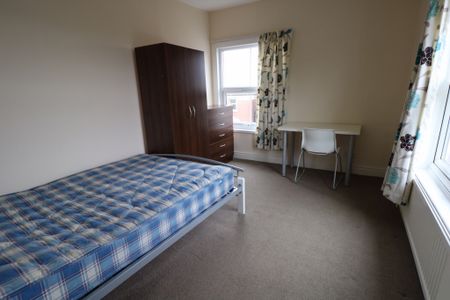 2 Bedroom Flat To Rent in Nottingham - Photo 4