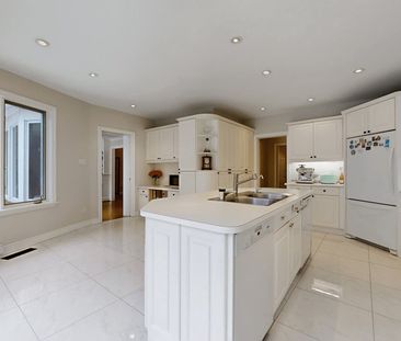 For Lease - 156 Cortleigh Boulevard, Toronto, Ontario - Photo 1