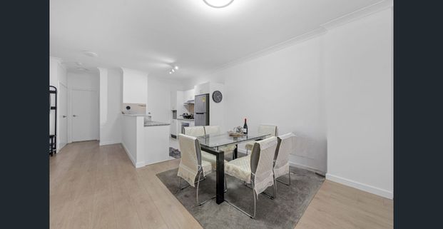 Modern 2-Bedroom Apartment in the Heart of Auburn!! - Photo 1