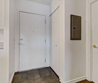 Québec, Charlesbourg, 3 ½ rénové, Idéal Aîné, étudiant, personne se... - Photo 4