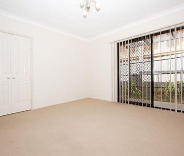 Conveniently Located 3-Bedroom Home – Walk to Westridge Shopping Ce... - Photo 6