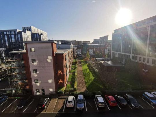 Renolds House, Lamba Court, Salford, M5 - Photo 1