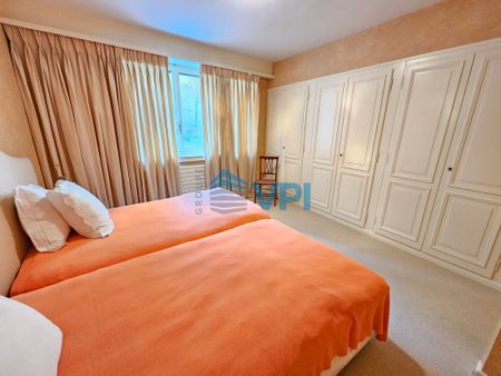 Spacious 6-room apartment in the heart of Eaux-Vives - Photo 5
