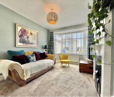 3 bedroom semi-detached house to rent - Photo 2