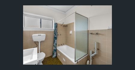 Light, Bright & Modern Low-Maintenance Unit Living - Photo 5