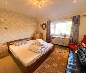 4 bedroom semi-detached house to rent - Photo 1