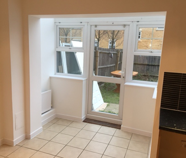 5 bedroom townhouse to rent - Photo 6