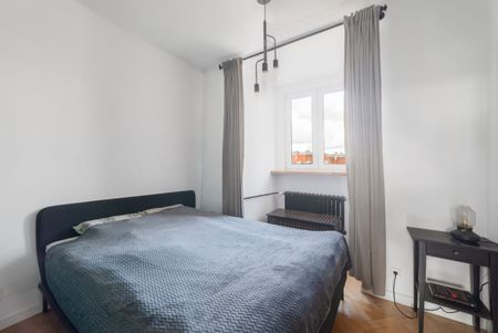 Kamieniczny klimat przy Placu Zbawiciela 53 m² - Zdjęcie 3