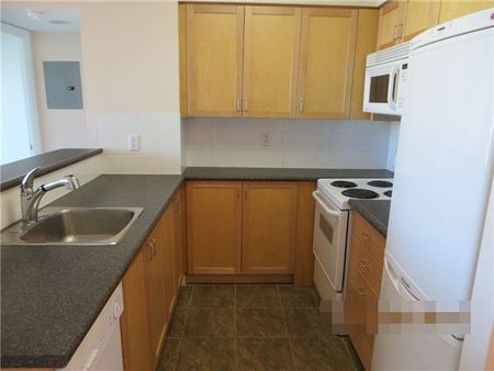 For Lease - 2121 Lakeshore Boulevard Unit# 1404, Toronto, Ontario - Photo 2