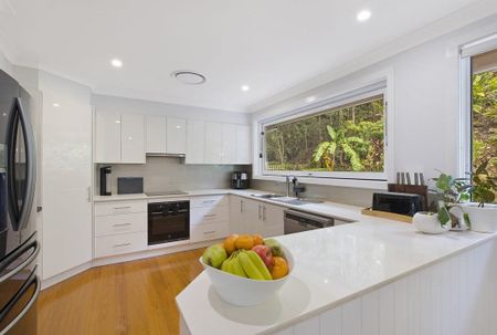 POTENTIAL DUAL LIVING! - ACCESS OFF ROMA CLOSE - Photo 4