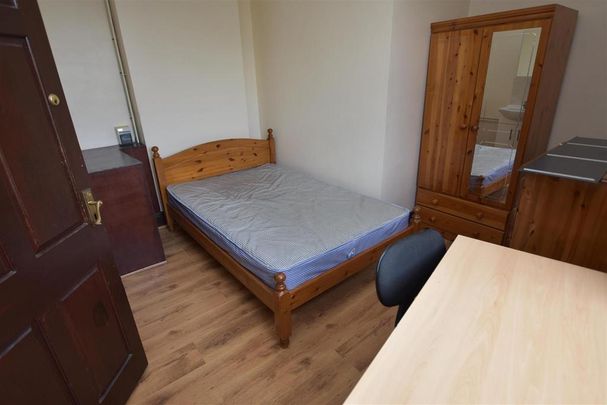 4 bedroom house to rent - Photo 1