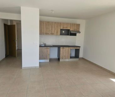 Location Appartement 3 pièces 63m² CHAMBERY 73000 - Photo 4