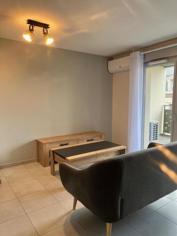Location Appartement 2 pièces 46m² ALBI 81000 - Photo 2