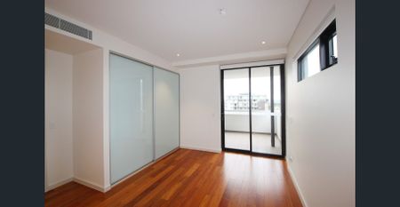 Apartment With Unbeatable Location - Photo 3