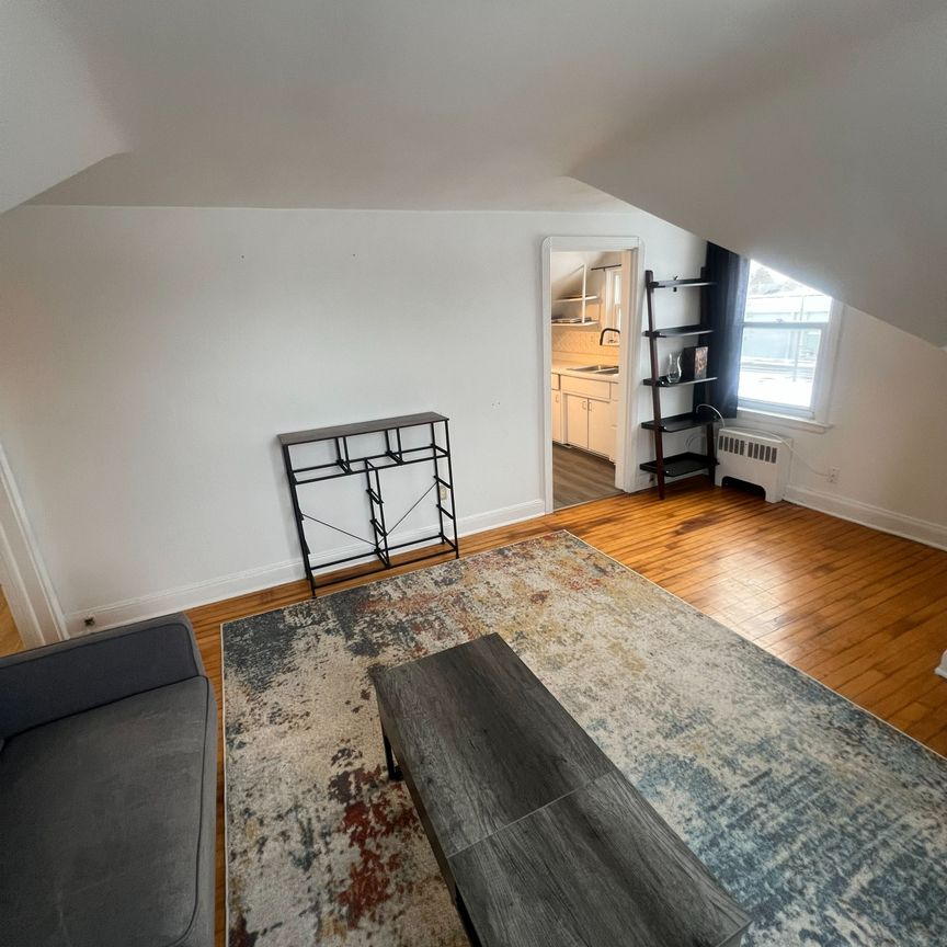 For Lease - 1843 Dundas Street, London East, Ontario - Photo 1