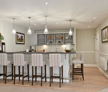 Austen Lodge, Basingstoke - Photo 2