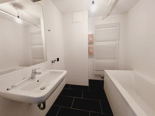 Gemütliches Eigenheim mit Loggia in bester Lage! Schleiergasse 4. - Photo 1