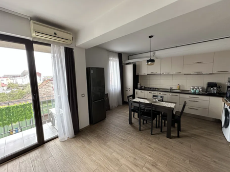 Inchiriez apartament 2 camere, ultracentral,, lux,, loc parcare, Mures - Photo 4