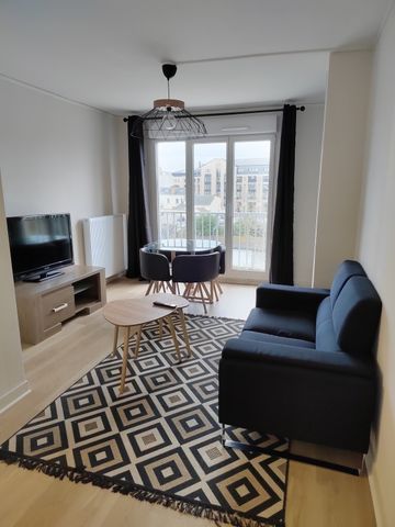 Location Appartement 2 pièces 36m² ORLEANS 45000 - Photo 2