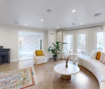 115 Lynwood Crescent #Main Floor - Photo 6