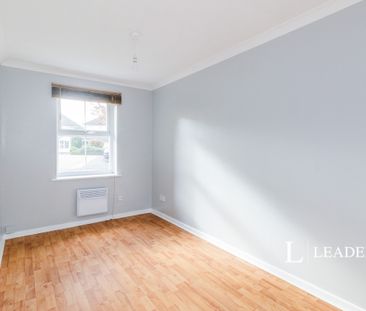 2 bedroom apartment to rent Hatfield Close, Sutton, SM2 - Photo 4