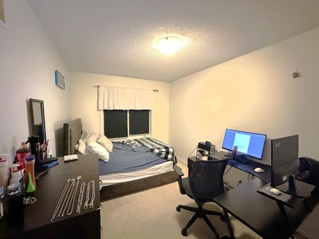 For Lease - 29 Tabaret Crescent, Oshawa, Ontario - Photo 3