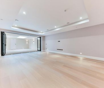 5 bedroom terraced house to rent - Photo 2