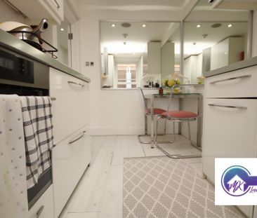 1 bedroom in a flat share to rent - Photo 5