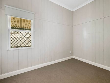 88 Taylor St, 4350, Newtown - Photo 2