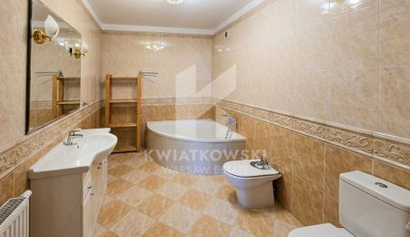 Warszawa, Wilanów, Powsinek, Uprawna - Photo 5