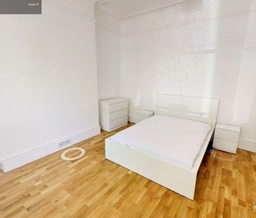 9 Hamilton Drive, NG7 1DF, NOTTINGHAM - Photo 4