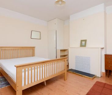 5 bedroom semi-detached house to rent - Photo 3