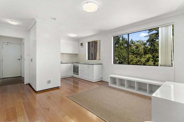 The Perfect Apartment In The Inner North! - Photo 1