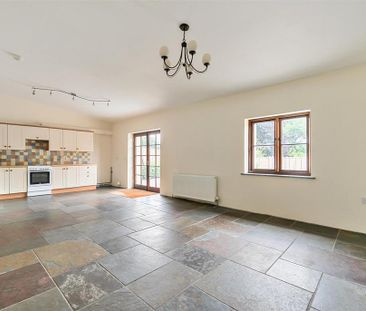 2 bedroom bungalow to rent - Photo 4