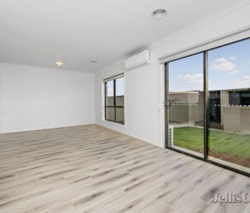 5 Raptor Lane, Winter Valley - Photo 2