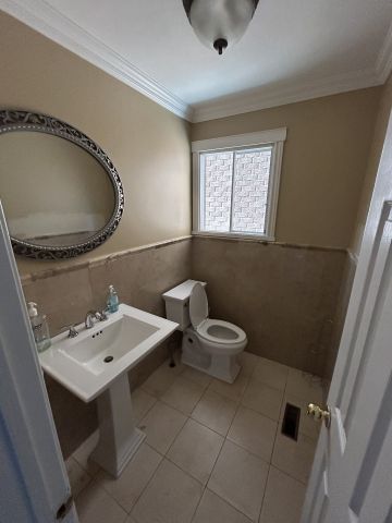 For Lease - 344 York Hill Boulevard, Vaughan, Ontario - Photo 2