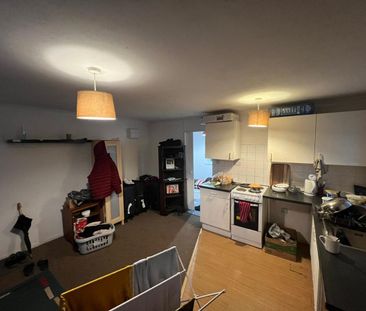 Pickwick Court, TF11, Shifnal - Photo 2