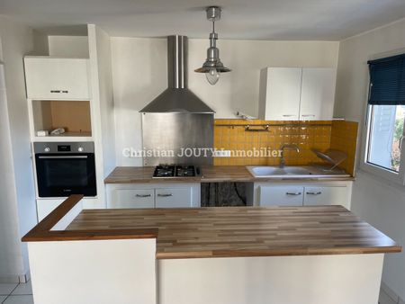 Location Appartement 3 pièces 69m² EYBENS 38320 - Photo 4