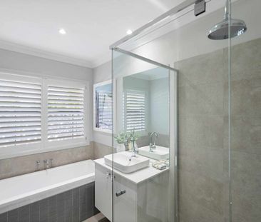 Ex-Metricon Display Home in Everleigh - Luxury Single-Level Living - Photo 3