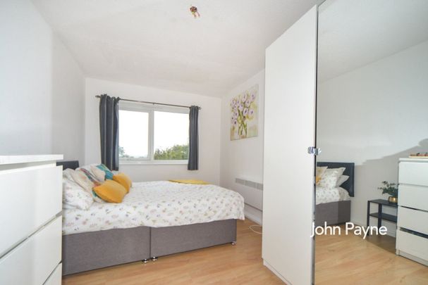 Cantwell Road, London, SE18 - Photo 1