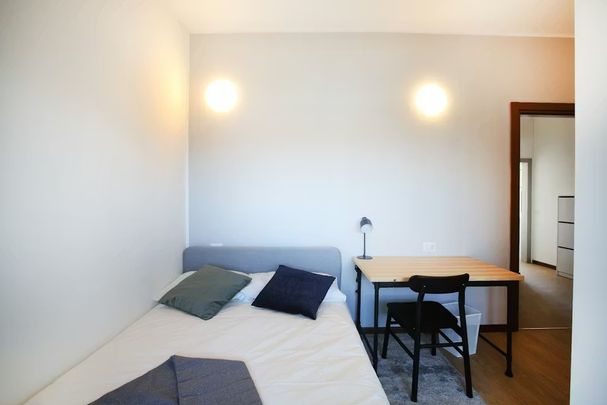 Via Benjamin Constant, Milan, Lombardy 20153 - Photo 1