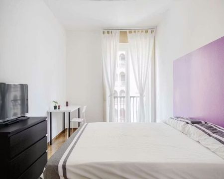 Viale Tunisia, Milan, Lombardy 20124 - Photo 4